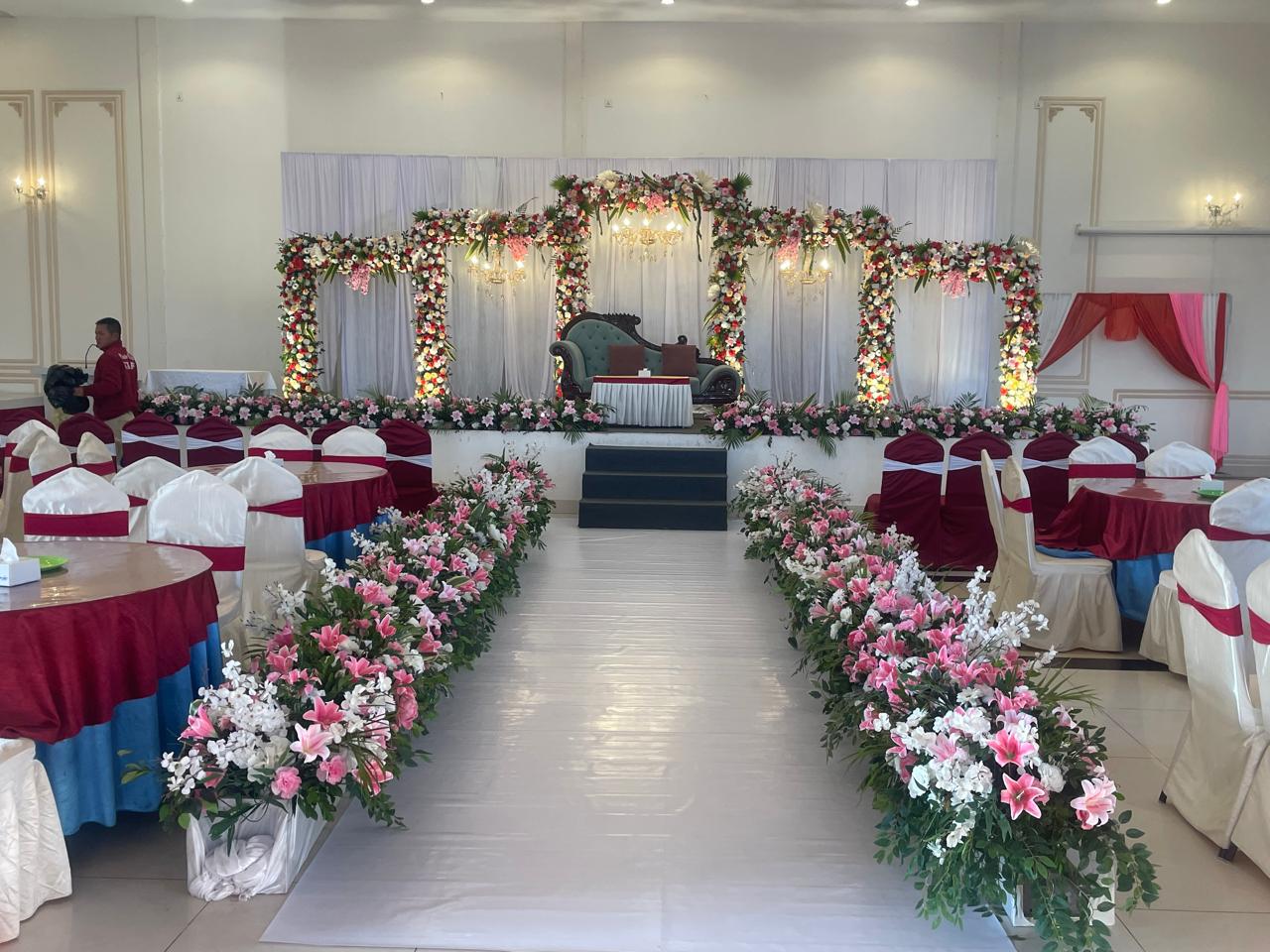 Wedding Stage & Entrance Passage Decoration